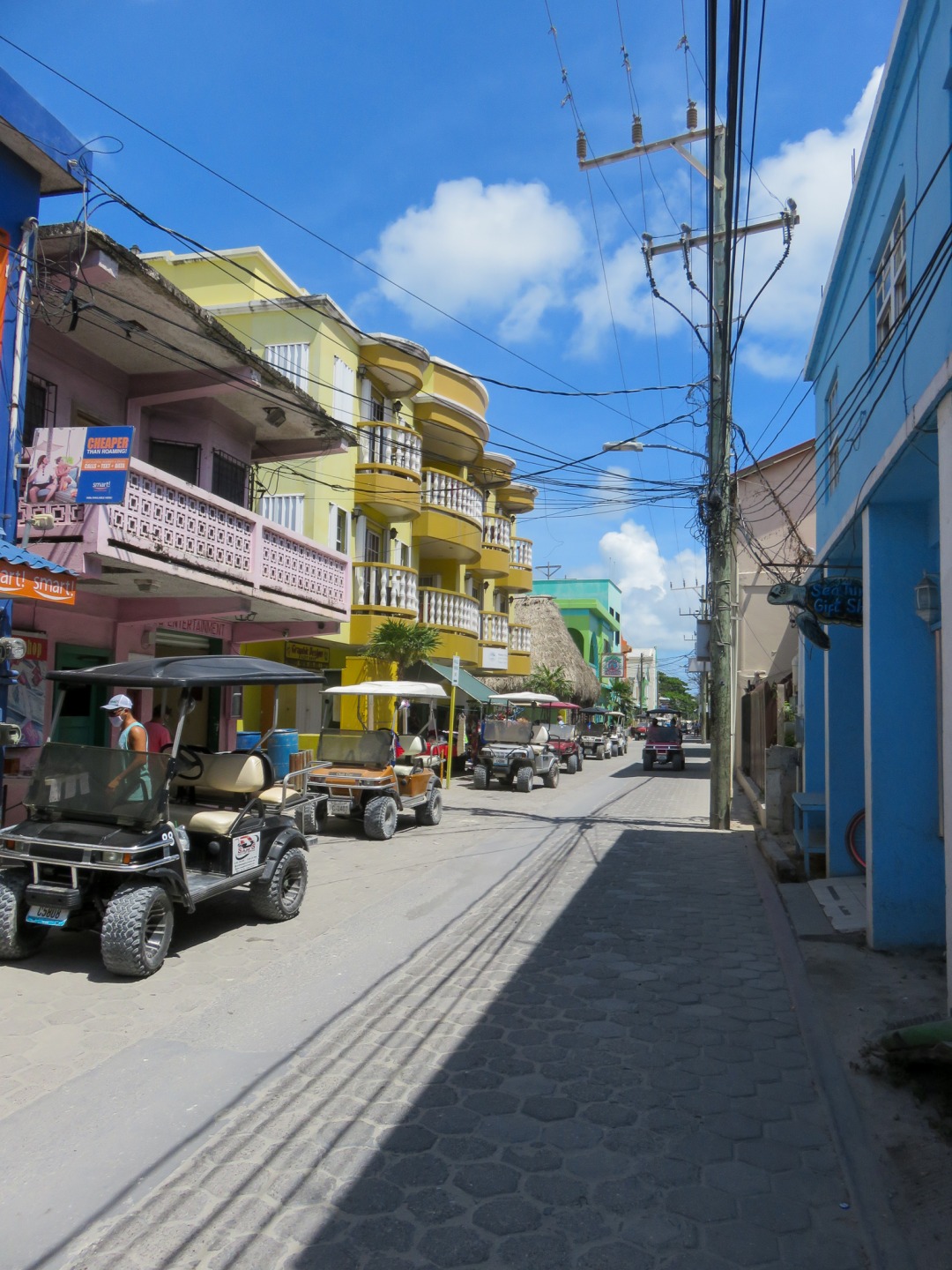 Street View Paz Apartments