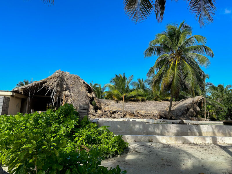 Palapa at El Secreto