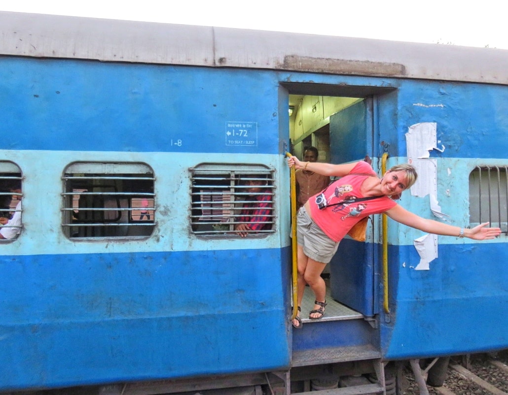 Fellow blogger Veronika waving good-bye as I jump off at Varkala