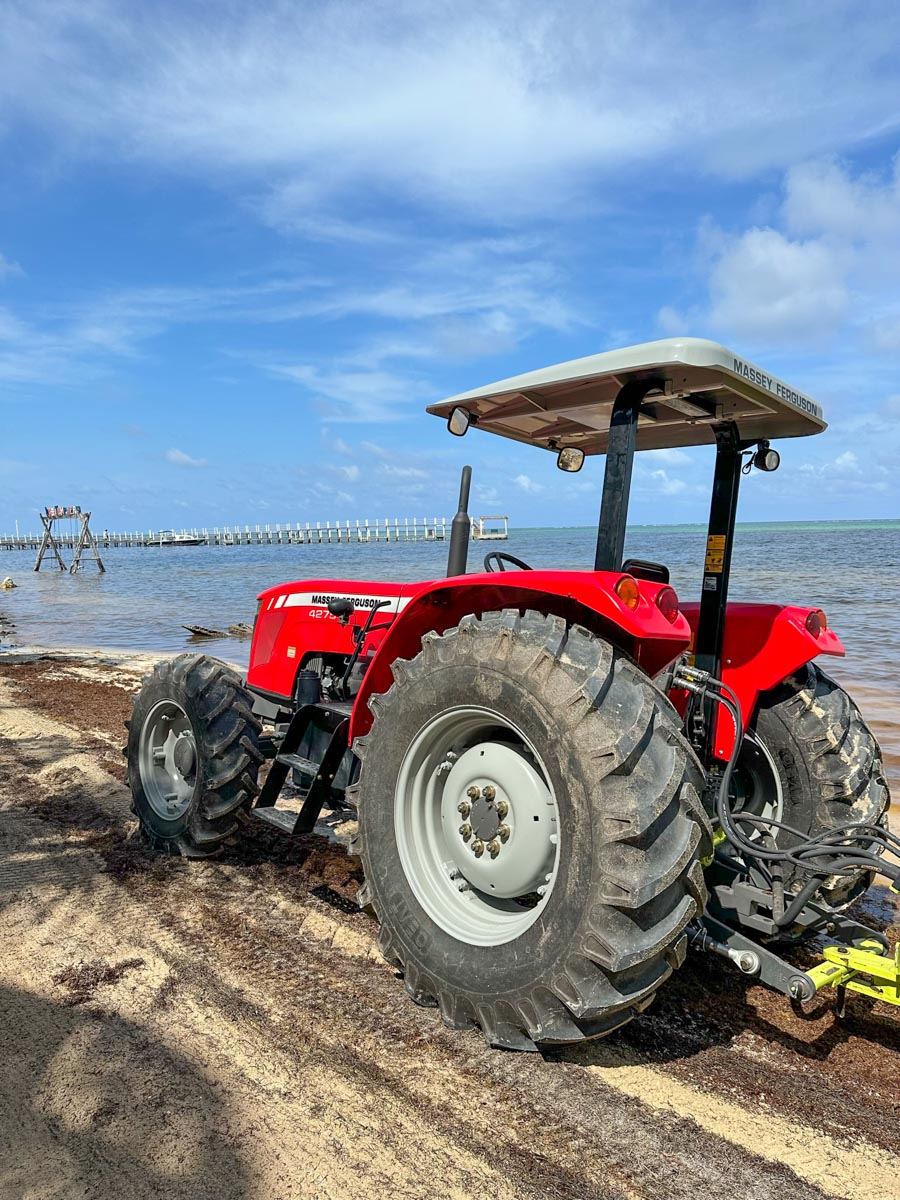 Tractor at Las Terrazas