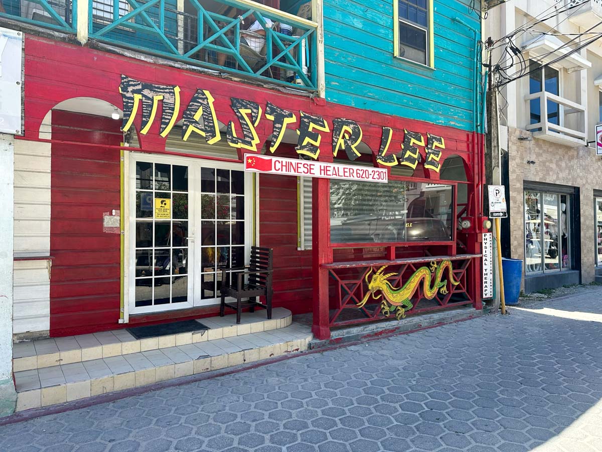 Master Lee shop