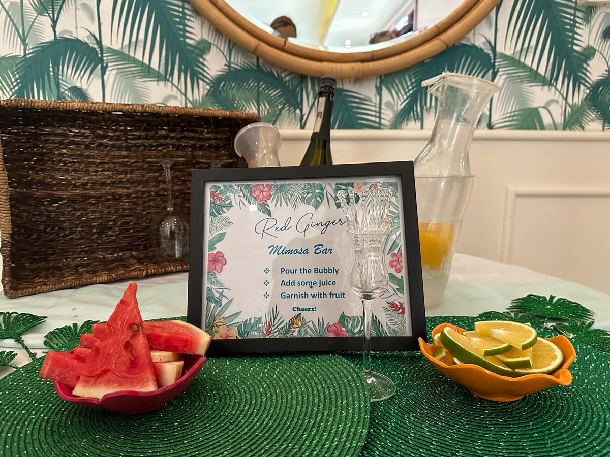 Mimosa bar