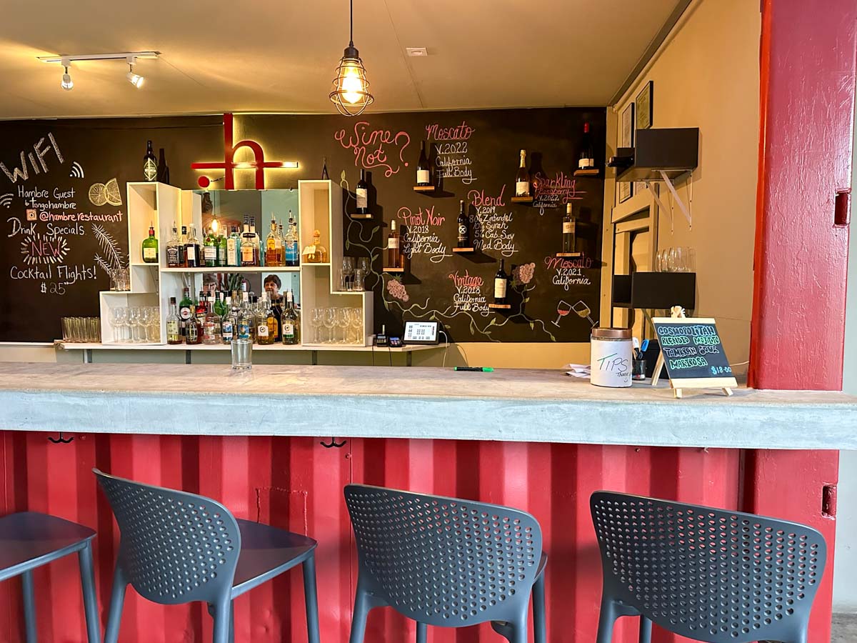 The bar at Hambre