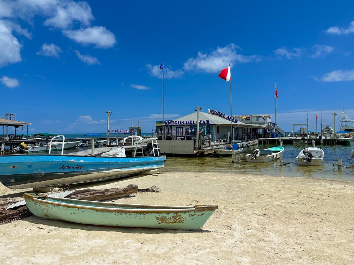 Amigos Del Mar Dive Shop