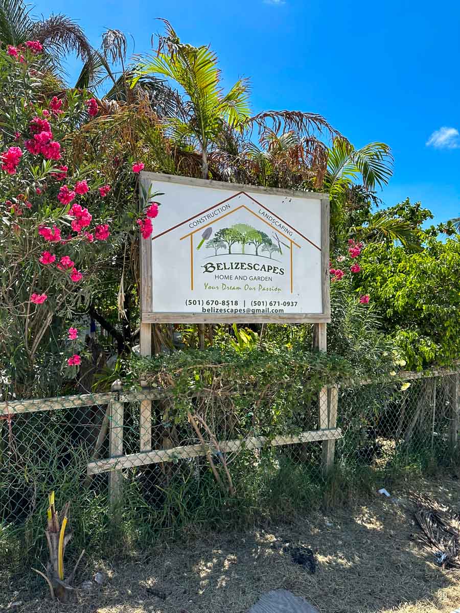 Belizescapes sign