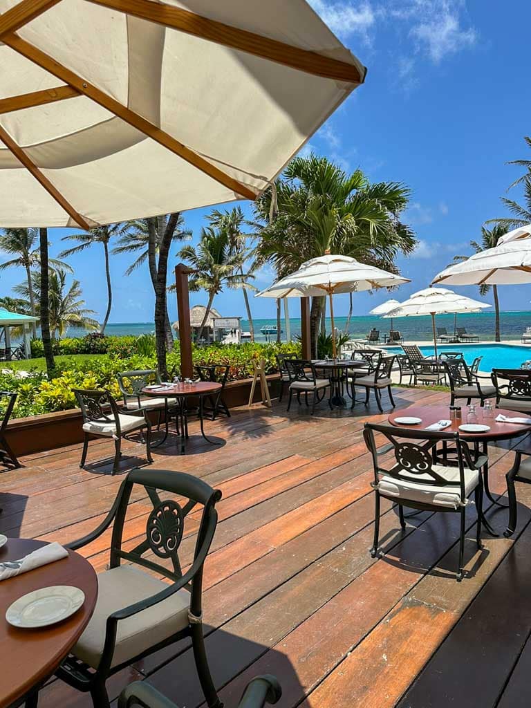 Patio for breakfast and lunch at Victoria House